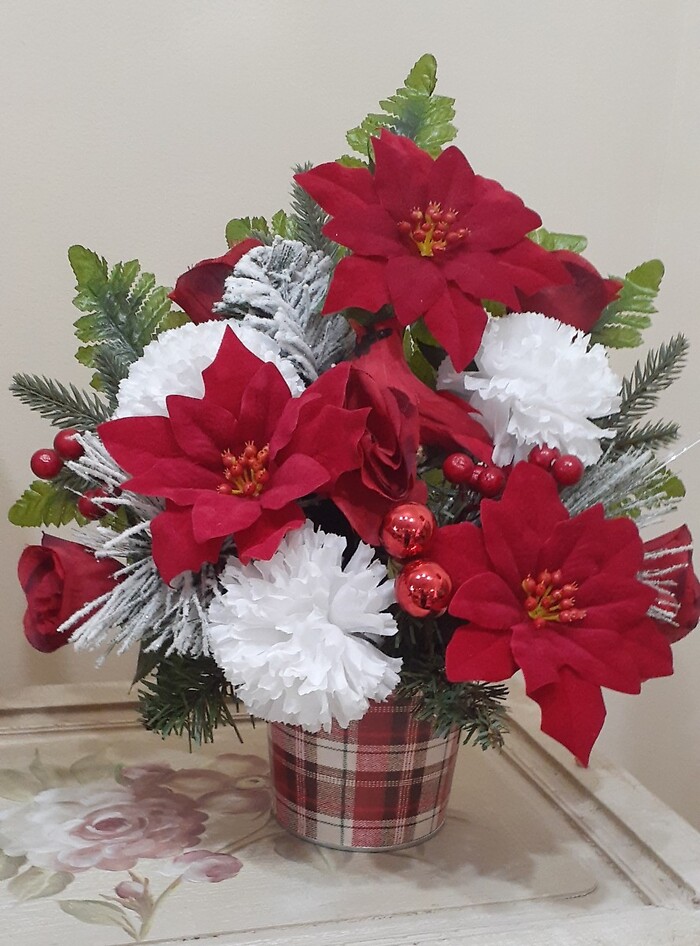 Color Me Merry Red (Artificial)
